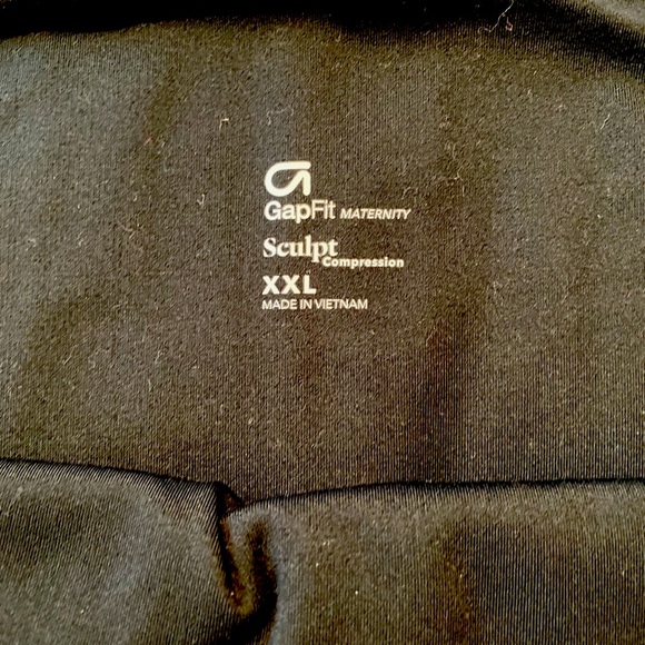GapFit Maternity Leggings - Picture 1 of 6
